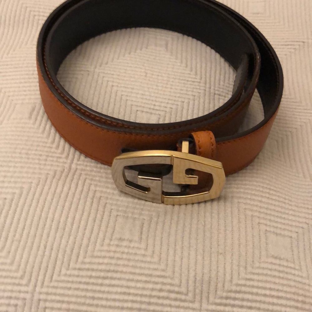 Gucci belt in cognac 2ton buckle. 100% authentic